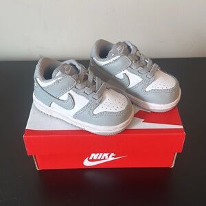 Nike Kids Sneakers in Gray and White